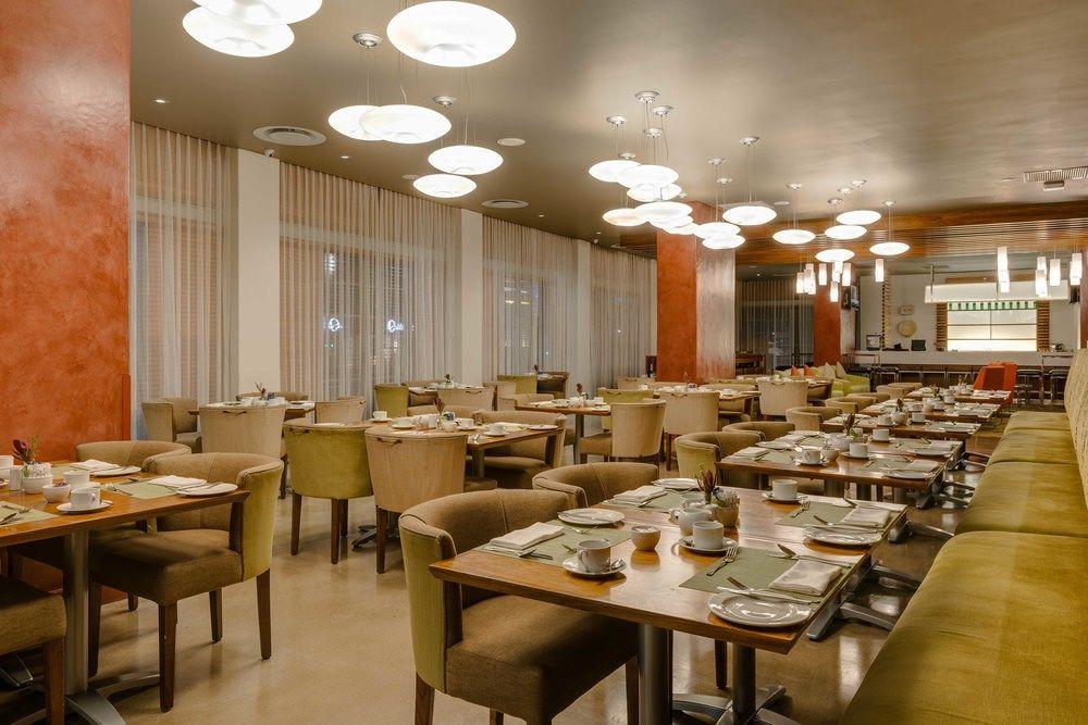 Garden Court Victoria Junction Hotell Kapstaden Exteriör bild