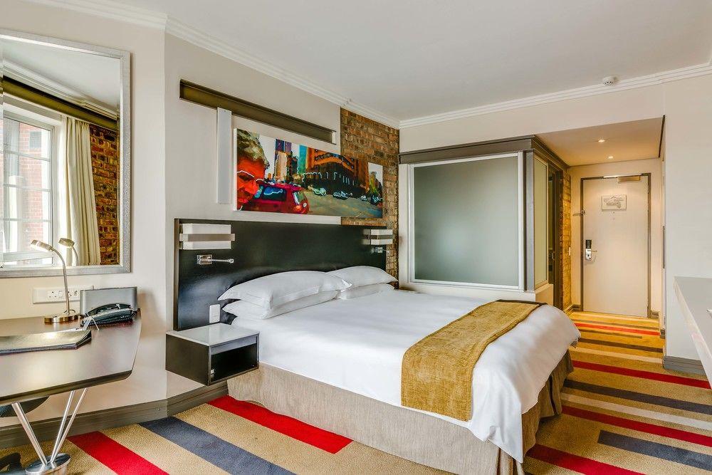 Garden Court Victoria Junction Hotell Kapstaden Exteriör bild